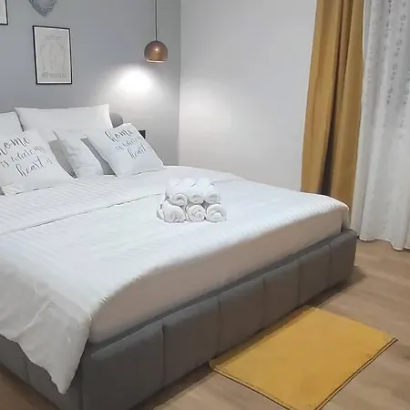 Udoban ,dvosobni Apartman,106m2! * ザダル